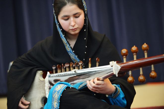 Negin Khpelwak first female afghan conductor