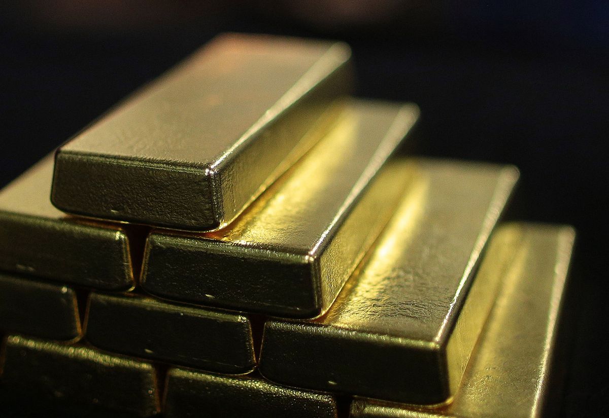 Gold Gets ‘Groove Back’ as Central Banks Seek to Bolster Growth