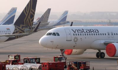 bloomberg Airlines Caught Unawares as India Allows Local Flights to Resume