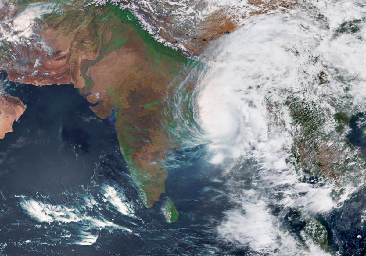 Millions Evacuated From India, Bangladesh as Cyclone Nears Making Landfall