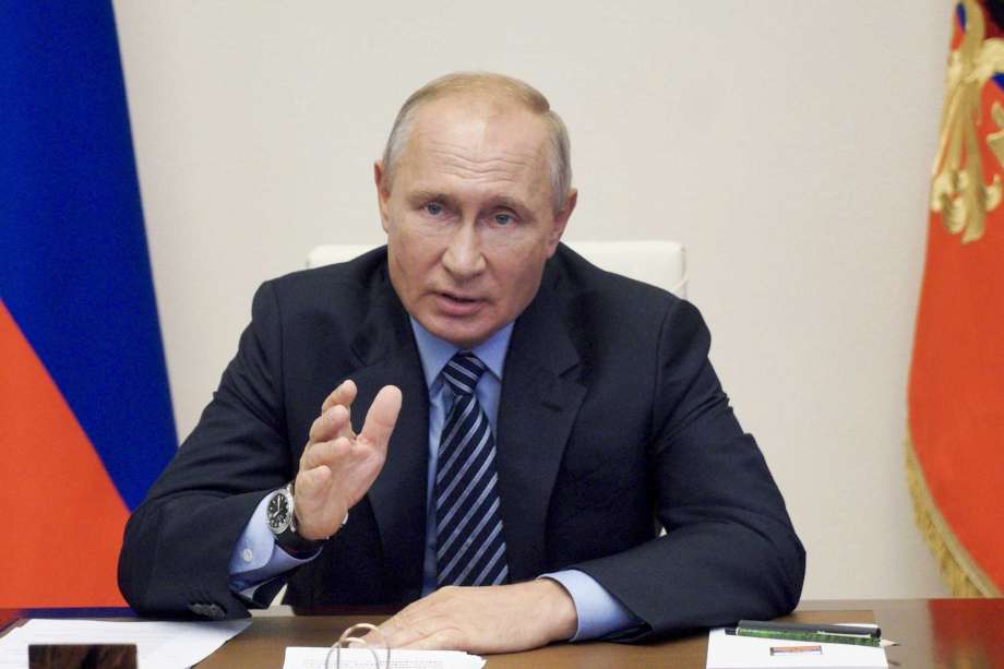 Russia Registers Vaccine; Cases Top 20 Million: Virus Update