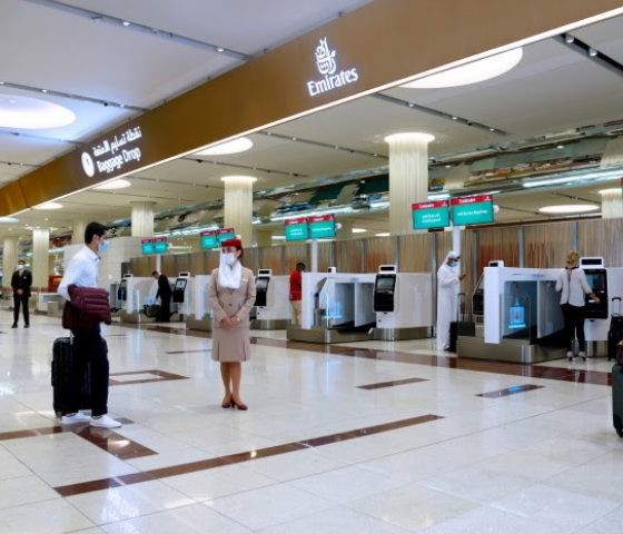 Emirates enhances airport experience with self check-in kiosks in Dubai